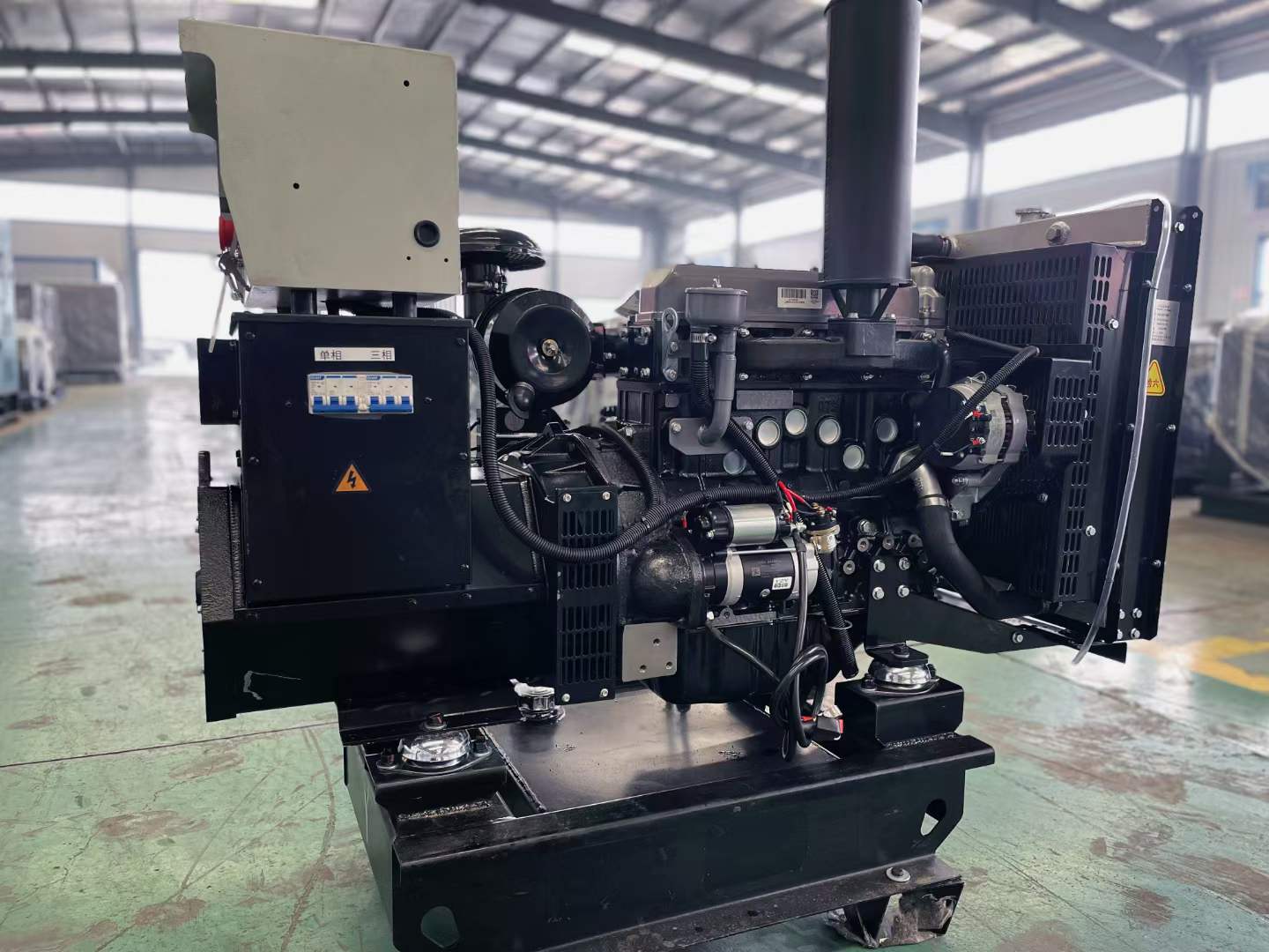 莱西如何降低电感性负载对发电机的影响？