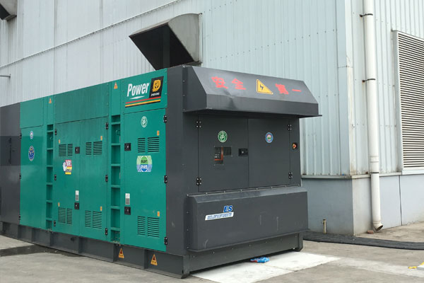 莱西燃油滤清器的更换流程是怎样的？