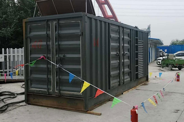 莱西发电机租赁空气滤清器多久更换一次？