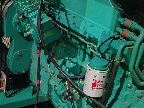 莱西如何确定新的发电机组控制系统是否与原系统兼容？