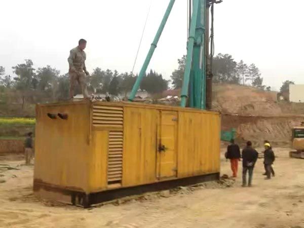 莱西如何判断水冷式机油散热器密封件是否需要更换？